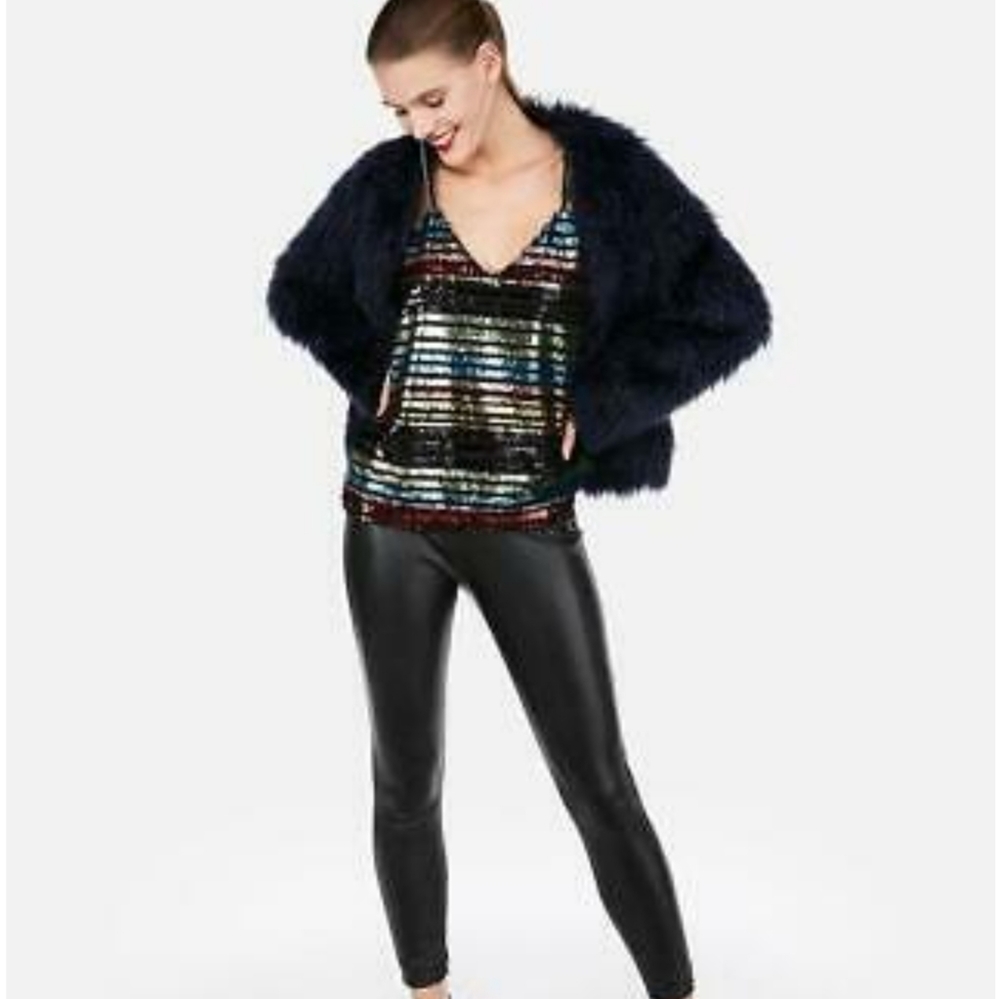 Fabulous Sequin Top - Picture 2 of 6